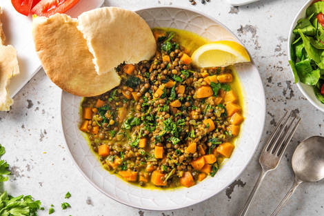 Indiase linzenstoof met naan