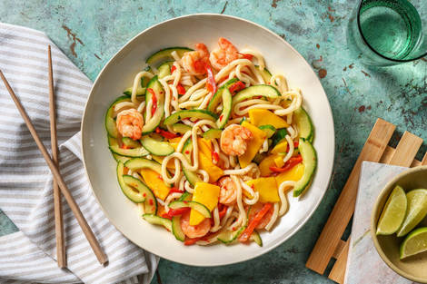 Noedelsalade met garnalen en mango
