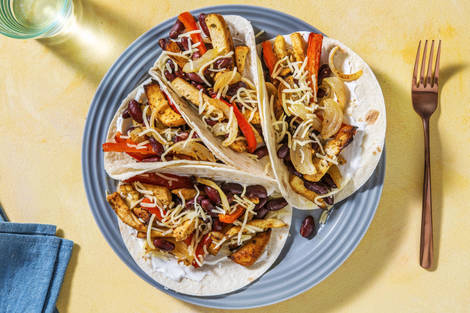 One-Tray-Fajitas mit Hähnchen & Knoblauchdip