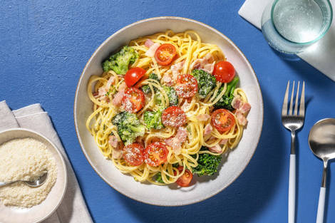 Pasta nach Carbonara Art mit Bacon