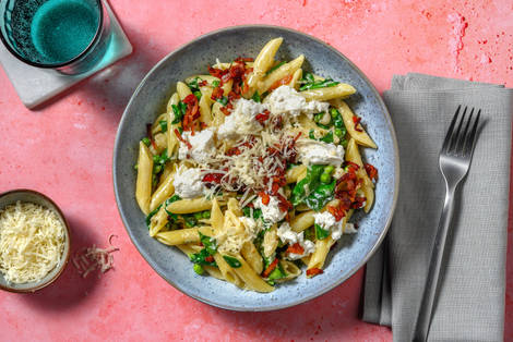 Creamy Bacon, Chicken Breast and Ricotta Pasta