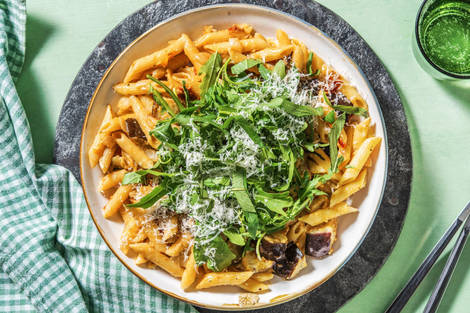 Penne et aubergine en sauce crémeuse
