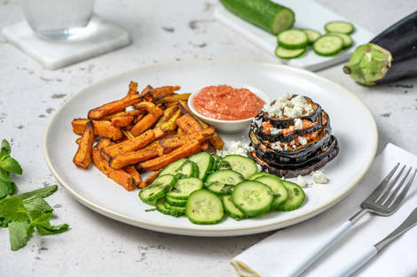 Auberginetorentjes met witte kaas