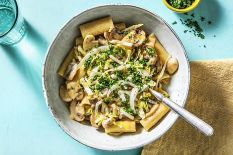 Rigatoni accompagnées d'une sauce à la crème de champignon