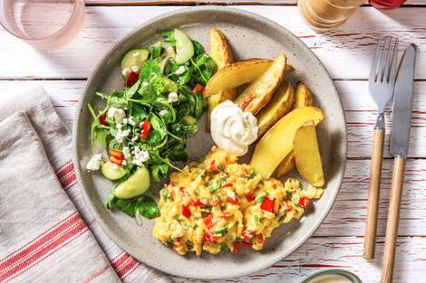 Roerei met tomaat en feta