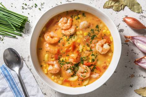 Soupe onctueuse de pommes de terre aux crevettes
