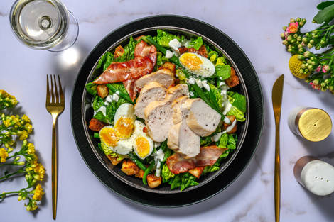 Luxe caesarsalade met kip en spek