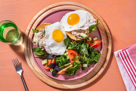 Salade de thon estivale sur petit pain à la carotte