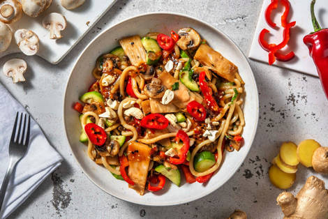 Aziatische fusionsalade met jackfruit en cashewnoten