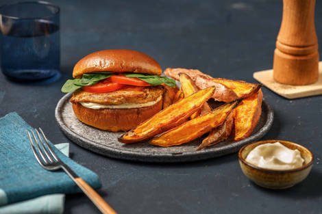 Sandwichs de poitrines de poulet-laitue-tomate