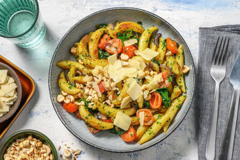 Schupfnudeln mit Haselnuss-Petersilien-Pesto