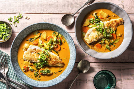 Seehecht auf buntem Gemüsecurry