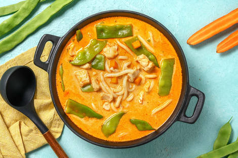 Soupe piquante au lait de coco et au cabillaud