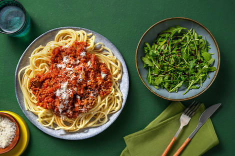 Snelle spaghetti bolognese met parmezaanse kaas