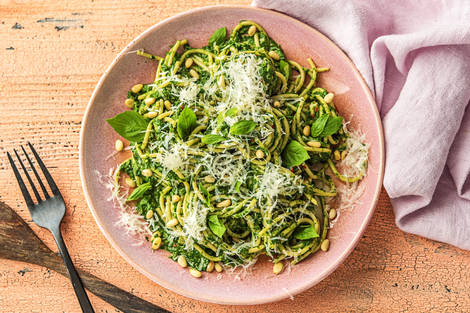 Spaghetti integrale met spinazie-pestosaus