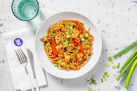 Stir-Fried Hoisin Chicken Noodles