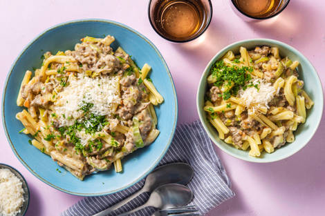 Strozzapreti! Pasta mit heller Bolognese