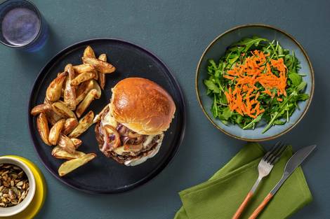 Burger de sanglier au fromage et chutney d'oignon