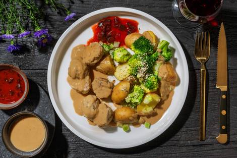 Boulettes de viande à la suédoise en sauce crémeuse