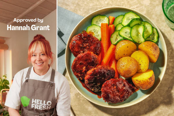 Frikadeller og kartofler
