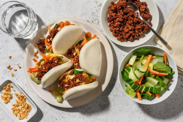 Lynhurtig satay-oksekød i bao-boller