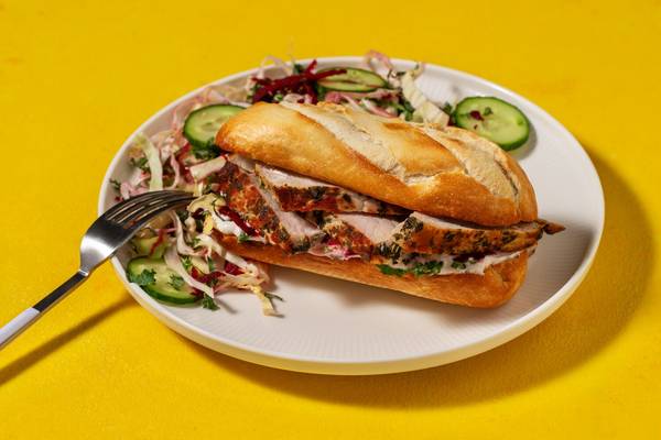Hurtig svinekødssandwich