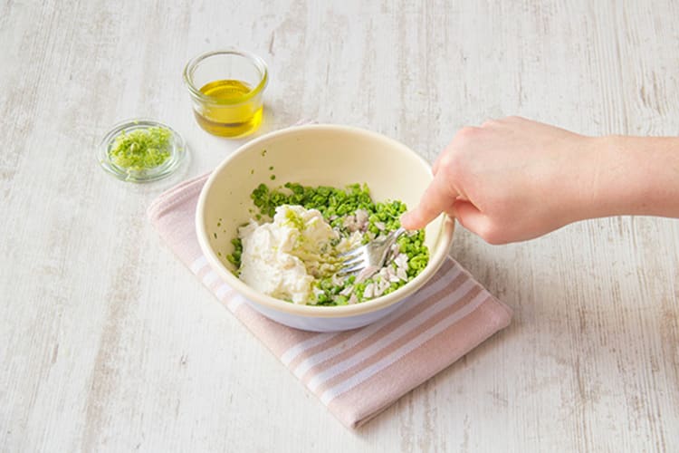 Make ricotta mixture