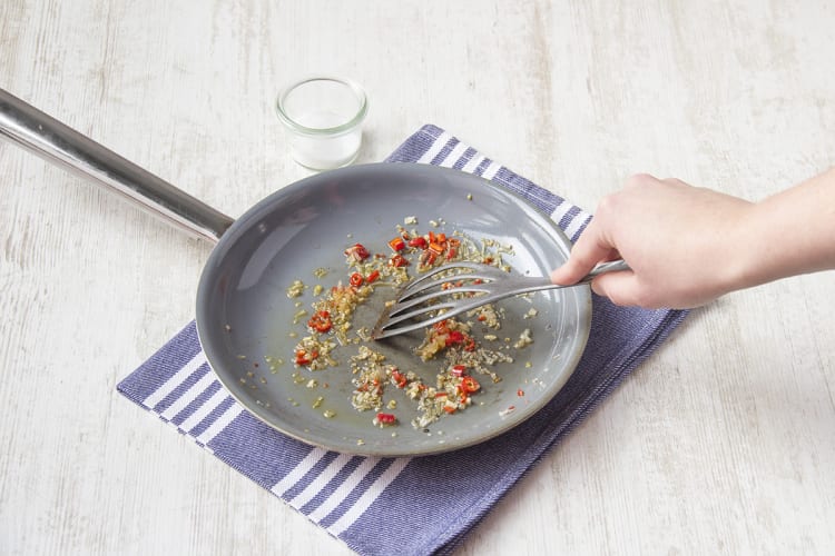 Fry shallot, garlic and chilli