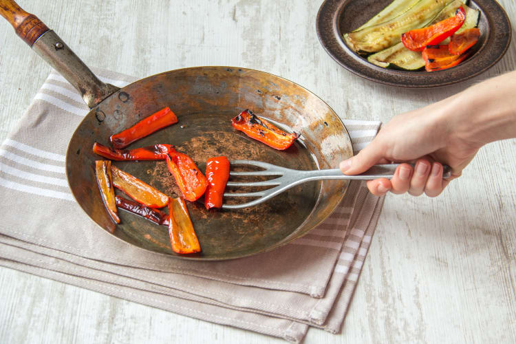 Fry red pepper strips
