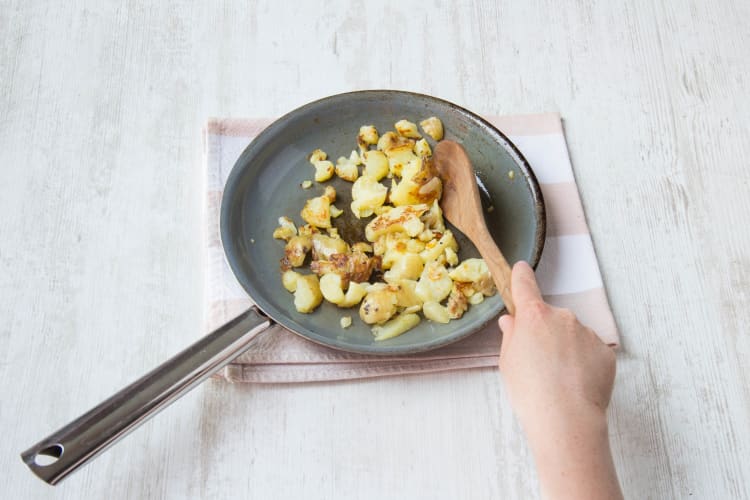 Fry your crushed potatoes
