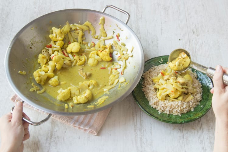 Serveer de maaltijd, eet smakelijk!