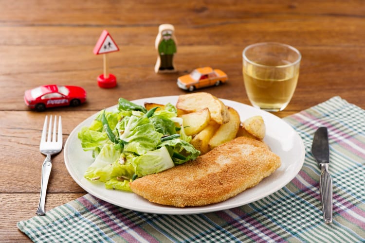 Serveer de maaltijd, eet smakelijk!