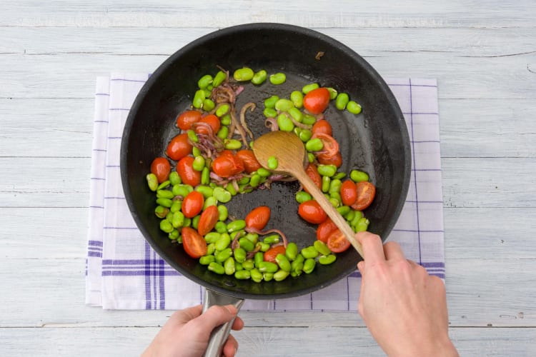 Make the freekeh salad