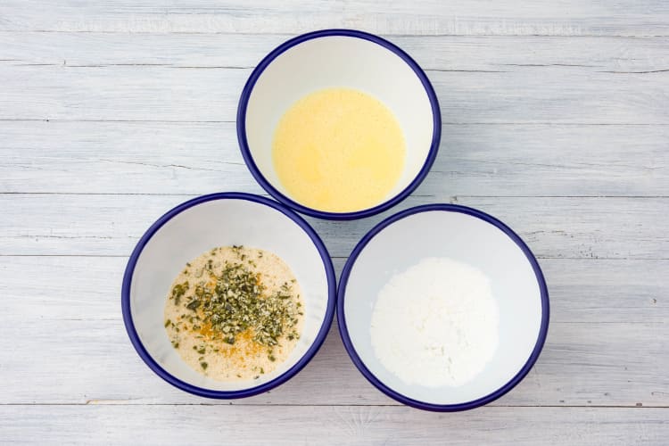 3 Schüsseln vorbereiten