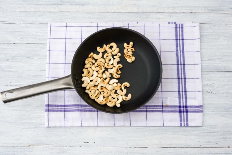 Cashewkerne anrösten