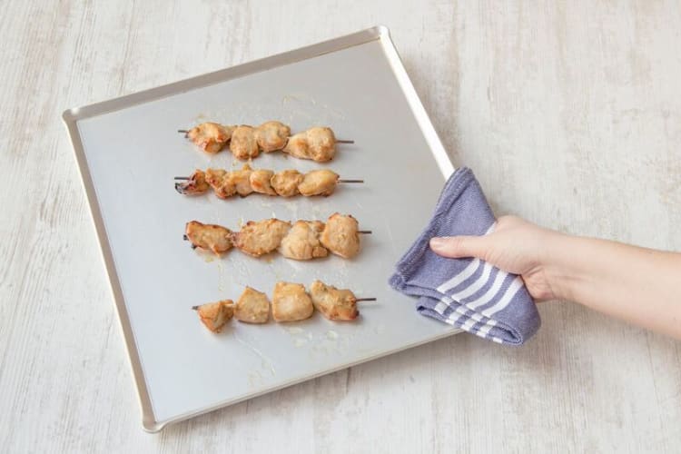 bake chicken skewers