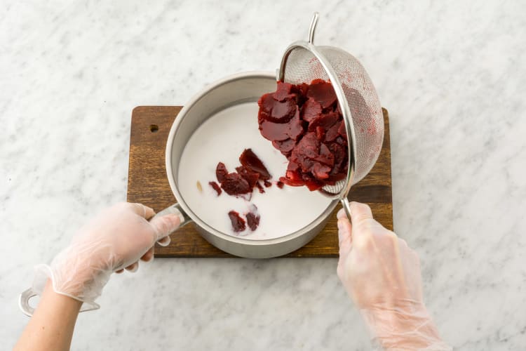 Rote-Bete-Bohnen-Püree zubereiten