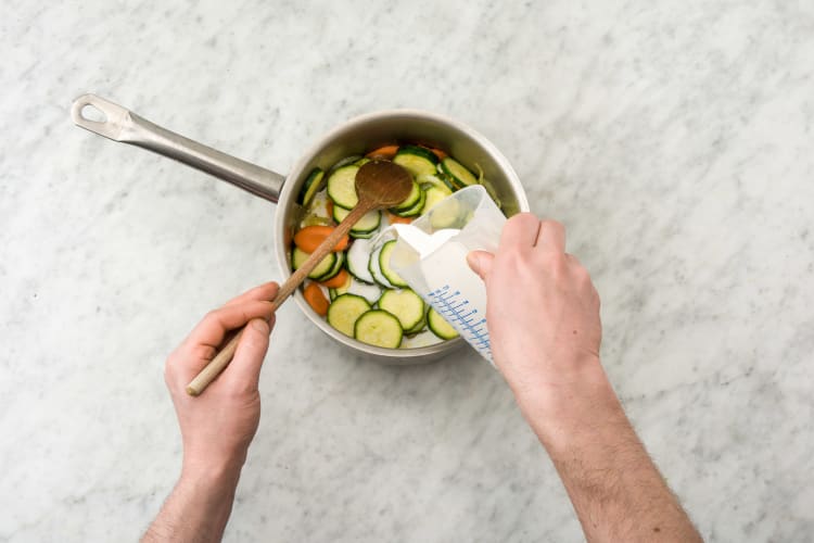 Gemüse mit Kokosmilch ablöschen