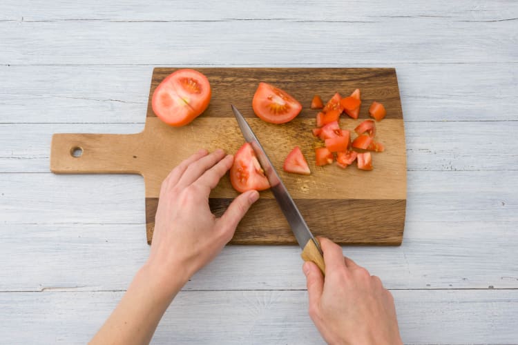 Tomaten schneiden