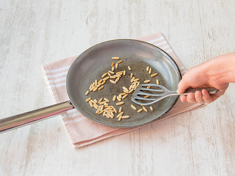 Refreshing Pasta with Peas, Pancetta and Mint Recipe HelloFresh