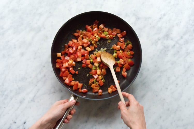 Tomaten anbraten