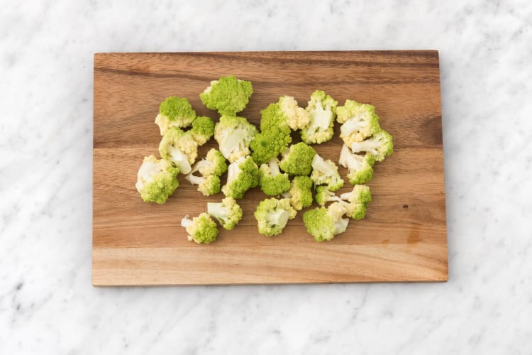 Chop romanesco.