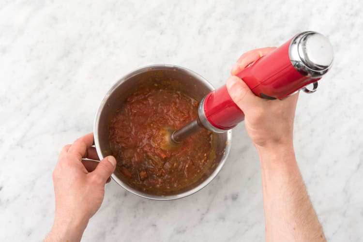 Pureer tot een gladde saus