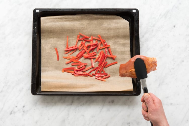 Fleisch und Paprika garen