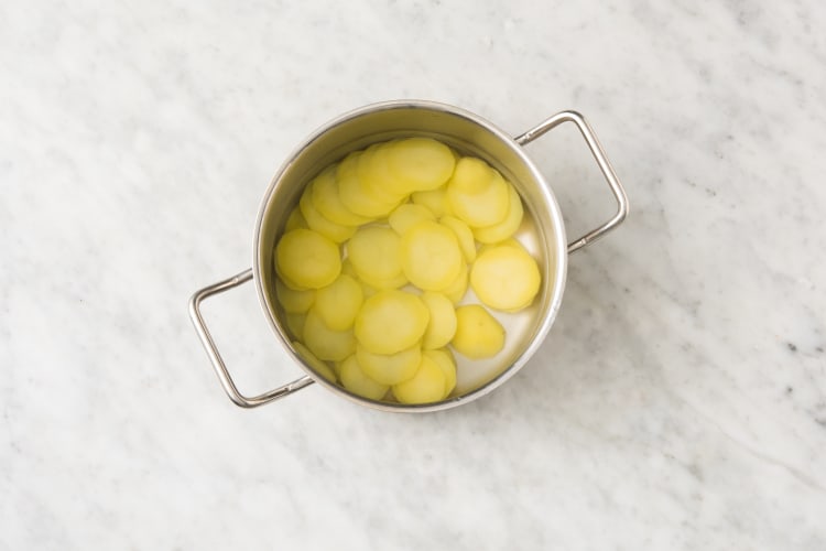 Cuire les pommes de terre à l'eau