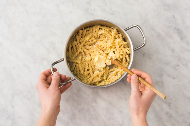 Make Mac 'N' Cheese