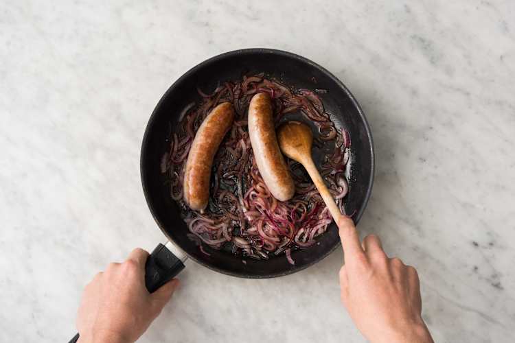 Cuire la saucisse