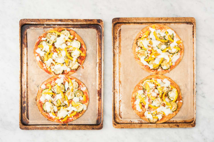 Enfournez les pizzas