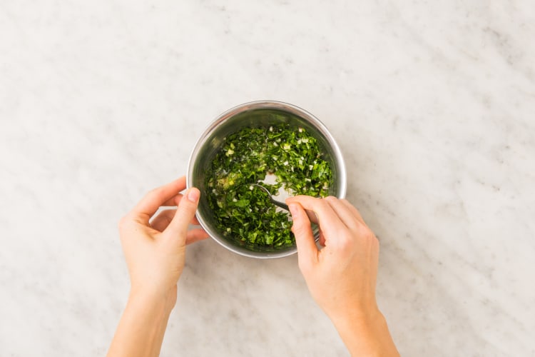 Make Garlic Sauce