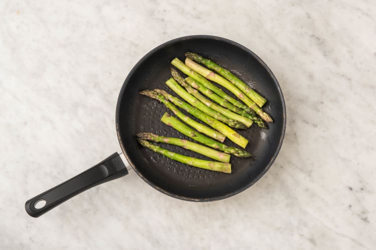 Crust Pasta and Cook Asparagus